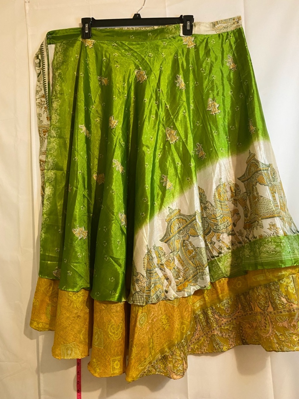 Vibrant Green & Gold Printed A-Line Wrap Skirt 100% Silk One Size